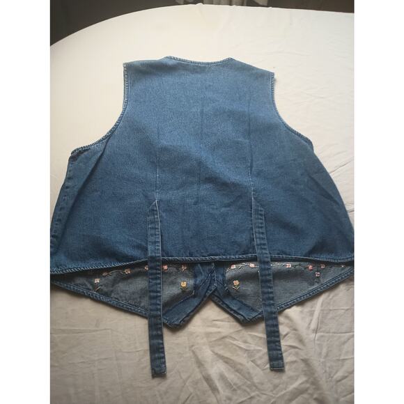 Bobbie Brooks Embroidered Demin Vest Floral Garden Women 18W/20W cottage core - Picture 4 of 4